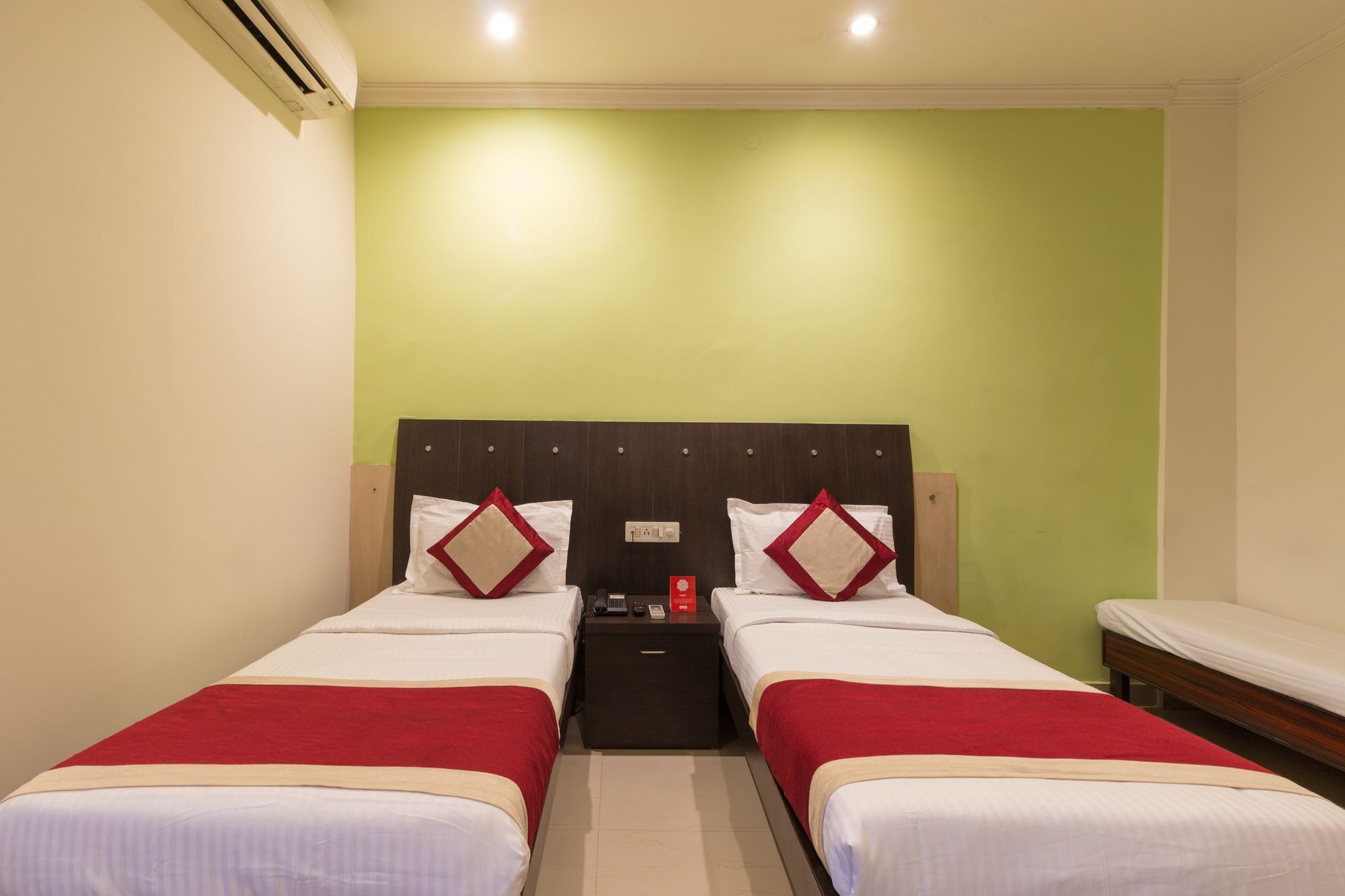 Super Collection O Alekhya Residency Hotel Haidarábád Kültér fotó